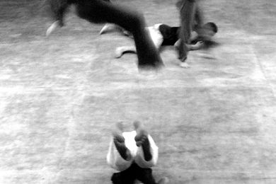 Cia. Nova Dança 4 (São Paulo/Brazil) / Dudude Herrmann (Belo Horizonte/Brazil)